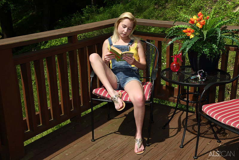 Юлюша, 22 года, 4 размер груди